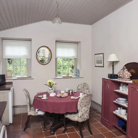 Batty Langley Ferienhaus *